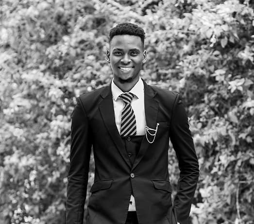 Armstrong Nzisabira